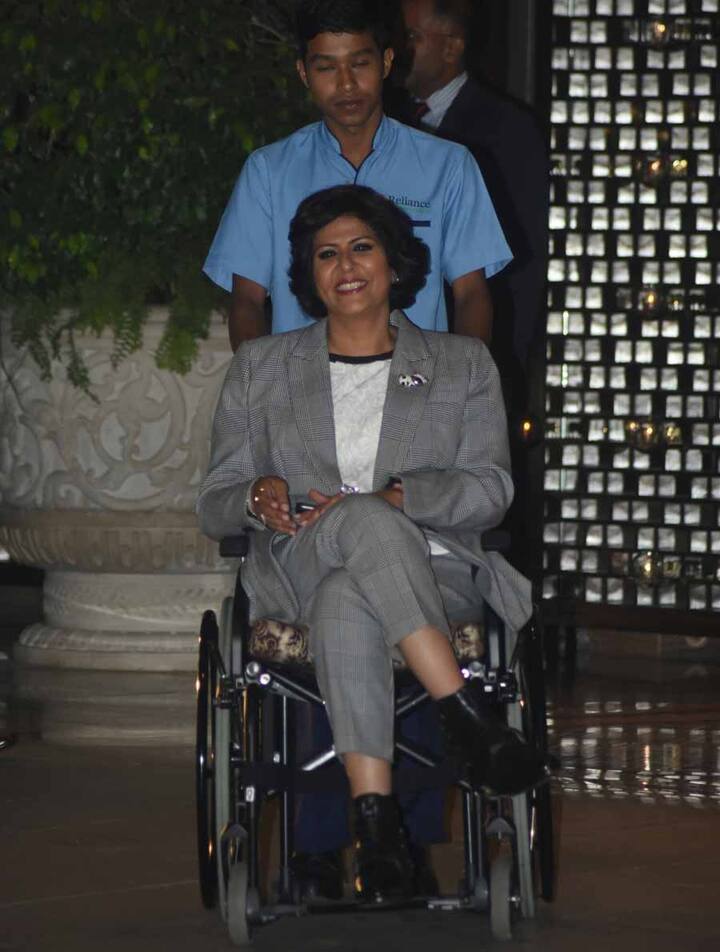 यहां दीपा मलिक भी नज़र आई.