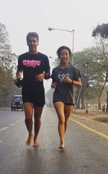 लेकिन उन्होंने पैसे कमाने के लिए जल्द ही मॉडलिंग करने का फैसला किया. 