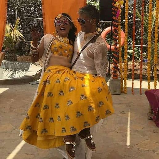 आपको बता दें, मिलिंद सोमन अपनी फिटनेस को लेकर काफी चर्चा में रहते हैं.