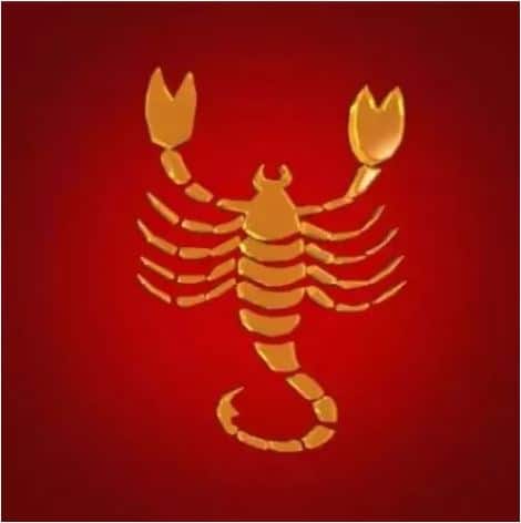 वृश्चिक (Scorpio): धन की कमी हो सकती है. मन दुखी हो सकता है. निवेश करने से बचें और महत्वपूर्ण कामों को टाल दें. खीर बांटें.