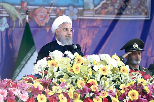 Hassan Rouhani threatens US President Donald of consequences if he walks out of the Iran Nuclear Deal ईरान के राष्ट्रपति रूहानी की ट्रंप को चेतावनी- परमाणु समझौते से हटने के होंगे 'गंभीर परिणाम'