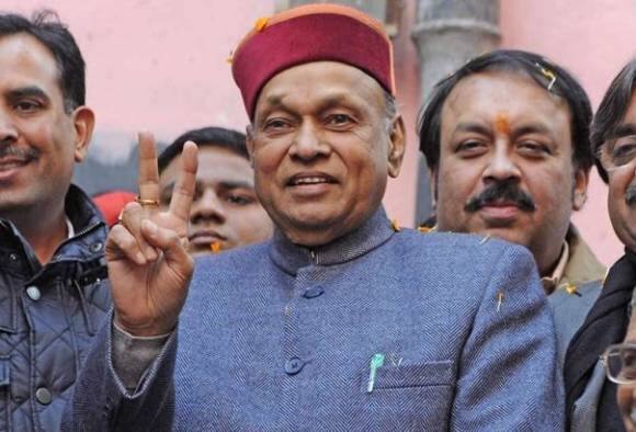 बीजेपी नेता और हिमाचल प्रदेश के पू्र्व सीएम प्रेम कुमार धुमल भी वेबसाइट पर दी गई भक्तों की लिस्टा हिस्सा हैं.