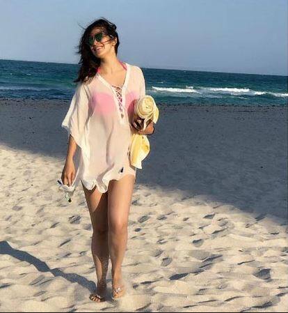  इस फिल्म के लिए राय लक्ष्मी ने 11 किलो वजन घटाया और बाद में कहानी की मांग के हिसाब से अभिनेत्री को अपना वजन भी बढ़ाना पड़ा.