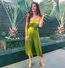 कभी ऐब्स तो बिकनी में दिखती है ये हीरोइन, फिर पोस्ट कर दी ऐसी तस्वीरें