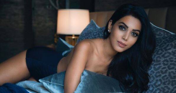  पूर्व मिस फेमिना मिस इंडिया वर्ल्ड नताशा सूरी ने टॉपलेस तस्वीर साझा की है. उन्होंने इस तस्वीर का क्रेडिट अपने फोटोग्राफर को भी दिया है.    