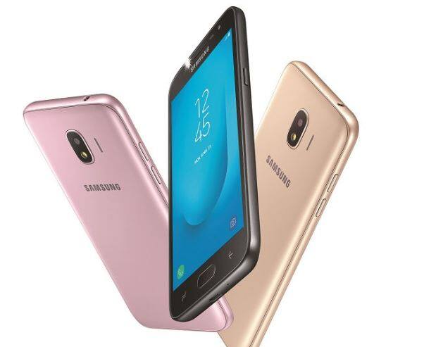 बता दें, सैमसंग का यह नया फीचर मेक इन इंडिया पहल की तरफ से इस स्मार्टफोन के यूजर्स के लिए मुहैया कराया गया है. कंपनी ने इस स्मार्टफोन की कीमत 8,190 रुपये रखी गई है.