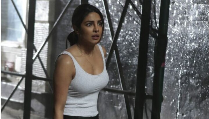 Priyanka Chopra Suffers Knee Injury On Quantico Set प्रियंका चोपड़ा 'क्वांटिको' की शूटिंग के दौरान घायल