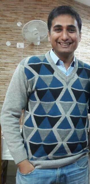 नौकरी छोड़ गौरव ने आईएएस की तैयारी करना शुरु की. उनहोंने पहले प्रयास में 244 रैंक हासिल की. जिसके बाद उन्हें राजस्थान कैडर में IPS के तौर पर तैनाती मिली. फिर उन्होंने अगला प्रयास किया और उसमें वो सफल रहें. साथ ही उन्होंने ऑल ओवर इंडिया टॉप किया. वो अपनी सफलता का कारण मेहनत को बताते हैं. उनकी मानें तो इंसान को अपनी कमी को छिपाने के बजाए उसे स्वीकार करना चाहिए और उसमें सुधार करना चाहिए.