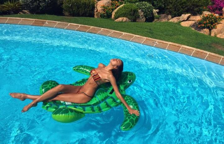 (Photos: Irina Shayk Instagram)