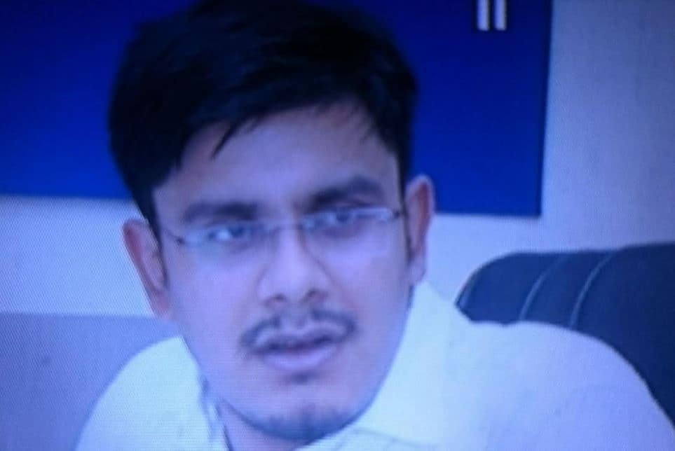 UPSC रिजल्ट : जौनपुर के सूरज ने पिता की हत्या के बाद देखा सिविल सर्विसेज का सपना UPSC Topper who got 117th rank in CSE2017 And his inspiring story UPSC रिजल्ट : जौनपुर के सूरज ने पिता की हत्या के बाद देखा सिविल सर्विसेज का सपना