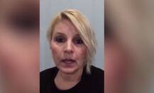 इस टीचर के बदन से आती है मछली जैसी बदबू, अब बुलाते हैं इस नाम से