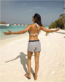 मालदीव में समंदर किनारे कुछ यूं नजर आईं शिल्पा शेट्टी, देखें तस्वीरें