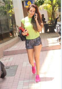 बिना मेकअप जिम से बाहर आती कुछ ऐसी दिख रही थी मलाइका अरोड़ा