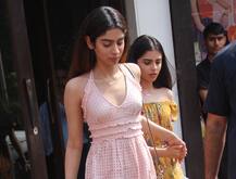 MOM श्रीदेवी को MISS कर रही हैं बेटी खुशी कपूर, सामने आईं इमोशनल कर देने वाली तस्वीरें