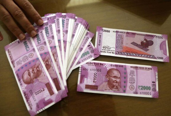 Currency in cash has reached a record high of over Rs 18.5 lakh crore-RBI मोदी सरकार के कैशलेस के दावे की खुली पोल, कैश राशि पहुंची 18.5 लाख करोड़ के रिकॉर्ड स्तर पर