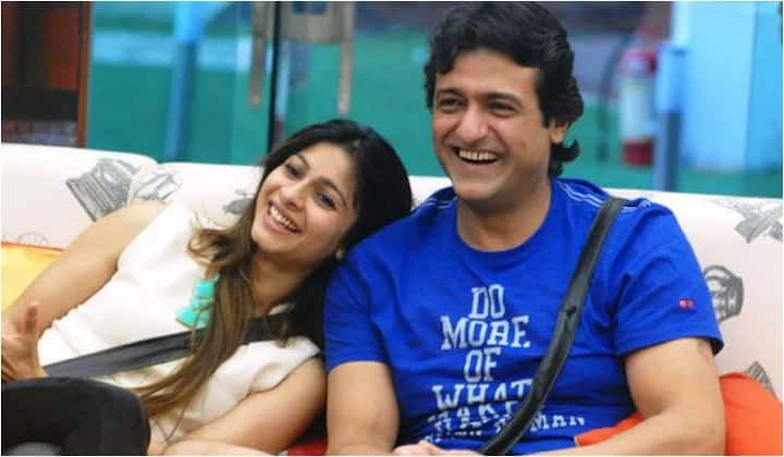 बिग बॉस के घर में तनीषा और को-कैंटेस्टेंट अरमान कोहली के बीच काफी करीबी दिखी थीं. 
