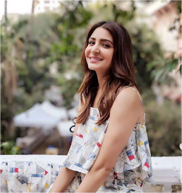 
अनुष्का उन चंद एक्ट्रेसेज में से एक हैं जिन्हें बॉलीवुड के किंग कहे जाने वाले शाहरुख खान के साथ पहली फिल्म करने का मौका मिला. 
