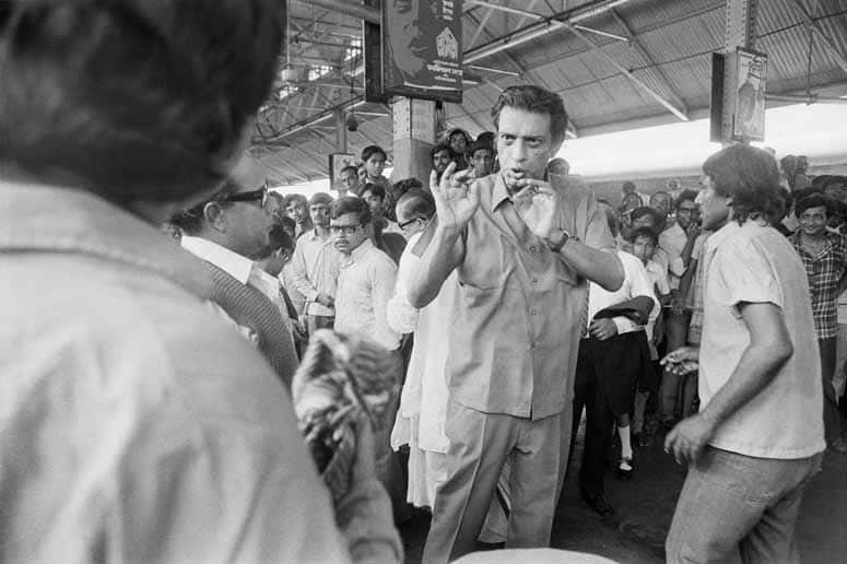 बर्थडे स्पेशल: आपने सत्यजीत रे की फिल्म नहीं देखी तो बिना सूरज या चांद के ये दुनिया देख रहे हैं!