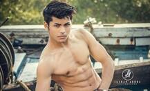 \'चक्रवर्ती अशोका सम्राट\' के सिद्धार्थ निगम अब हो गए हैं ऐसे, शर्टलेस फोटोशूट की तस्वीरें वायरल