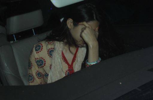 सैफ अली खान और अमृता सिंह की बेटी सारा को फैंशन और स्लाइल स्टेटमेंट के लिए सारा को उनकी फैंस काफी फॉलो करती हैं. (तस्वीर: मानव मंगलानी