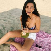 क्या सचमुच इस बॉलीवुड डायरेक्टर को डेट कर रही है ये हसीना