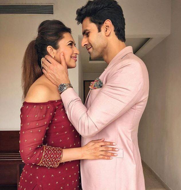 विवेक ने हाल ही में दिव्यांका के साथ सोशल मीडिया पर एक तस्वीर को पोस्ट किया था. दोनों की यह तस्वीर उनके दोस्त के बेबी शॉवर का ओकेजन की थी. तो अब दिव्यांका और विवेक के लिए भी यह सवाल उठता है कि ये जोड़ी अब अपनी फैमिली पूरी करने की प्लानिंग कब कर रही है?