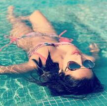 मशहूर अभिनेत्री तापसी की बहन शगुन ने इंस्टाग्राम पर मचाई सनसनी