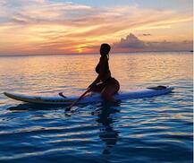 मां बनने के बाद काइली बिकनी में इंटरनेट पर मचा रही है हलचल, अब तस्वीरें पोस्ट करने पर किया बड़ा खुलासा