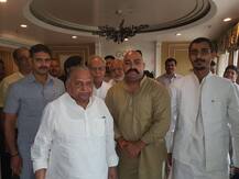 अमिताभ बच्चन की फिल्म \'102 नॉट आउट\' देख खूब हंसे मुलायम सिंह यादव