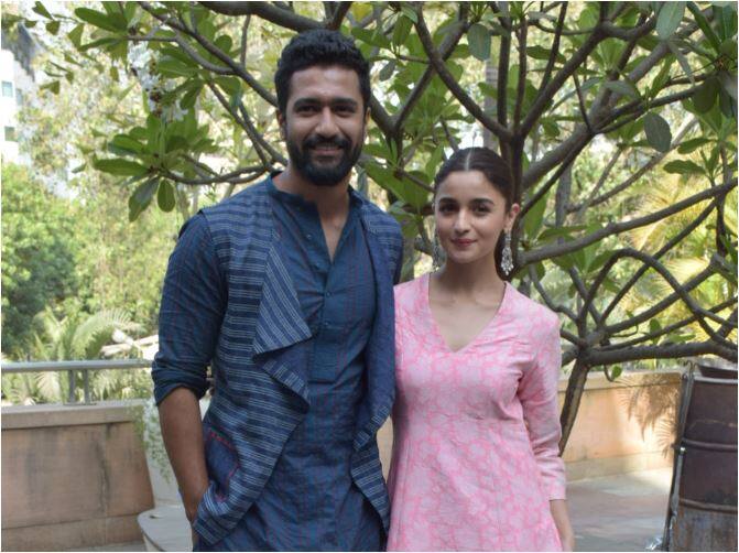 प्रमोशन की क्यूट तस्वीरें उनके फैंस को भी काफी पसंद आरही है. 