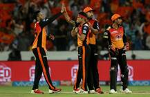 IPL: दिल्ली का प्लेऑफ में पहुंचना मुश्किल, रोमांचक मुकाबले में हैदराबाद ने सात विकेट से हराया