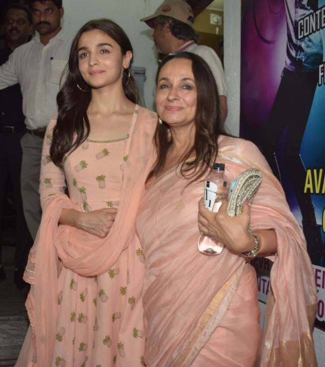 फिल्म में दोनों मां बेटी की भूमिका में नजर आने वाली हैं. (तस्वीर: मानव मंगलानी)