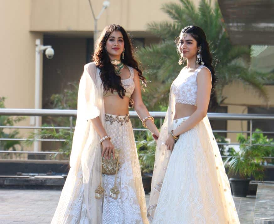 सोनम के संगीत में बहन के साथ पहुंची कैटरीना कैफ, रेखा भी आईं नजर