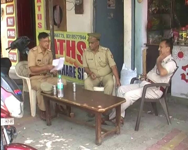 इंसाफ ना मिलने पर रेप पीड़िता ने दी आत्मदाह की धमकी, पुलिस ने किया हाउस अरेस्ट