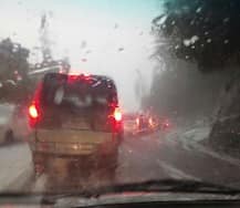 चंडीगढ़ में बारिश शुरू, शिमला में जोरदार ओले पड़े, दिल्ली में बारिश की आशंका