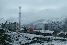 उत्तरी भारत के मैदानी इलाकों में तूफान के बीच हिमाचल प्रदेश के पहाड़ी क्षेत्रों में बर्फबारी