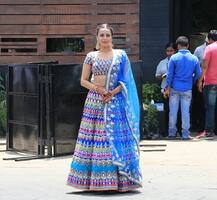 सोनम कपूर की शादी के लिए तैयार हो गईं अंशुला, जैकलीन और स्वरा, तस्वीरों में देखिए खूबसूरत अंदाज