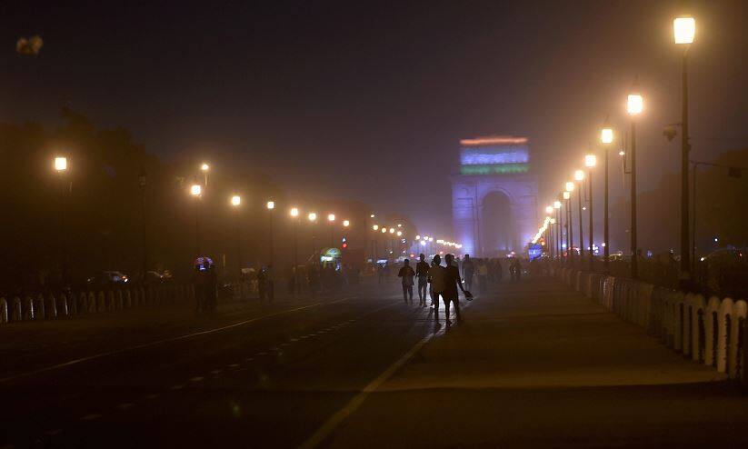 दिल्ली-एनसीआर में तेज हवाओं के साथ हुई बारिश, इन राज्यों में भी तूफान की आशंका Thunderstorm with rain and gusty winds in Delhi NCR UP Haryana दिल्ली-एनसीआर में तेज हवाओं के साथ हुई बारिश, इन राज्यों में भी तूफान की आशंका