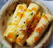 आइसक्रीम रोल खाएं हैं कभी? दिल्ली में इन जगहों पर मिलते हैं ये रोल