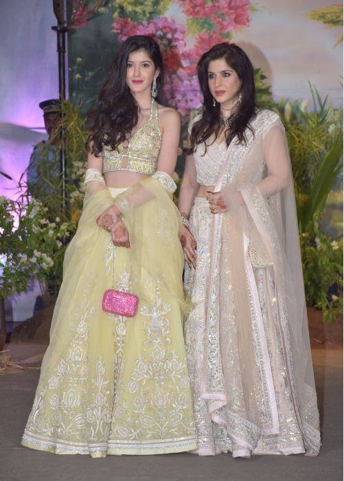 शनाया शाहरुख खान की बेटी सुहाना खान और चंकी पांडे की बेटी अनन्या पांडे की काफी अच्छी दोस्त हैं. (तस्वीर: मानव मंगलानी)