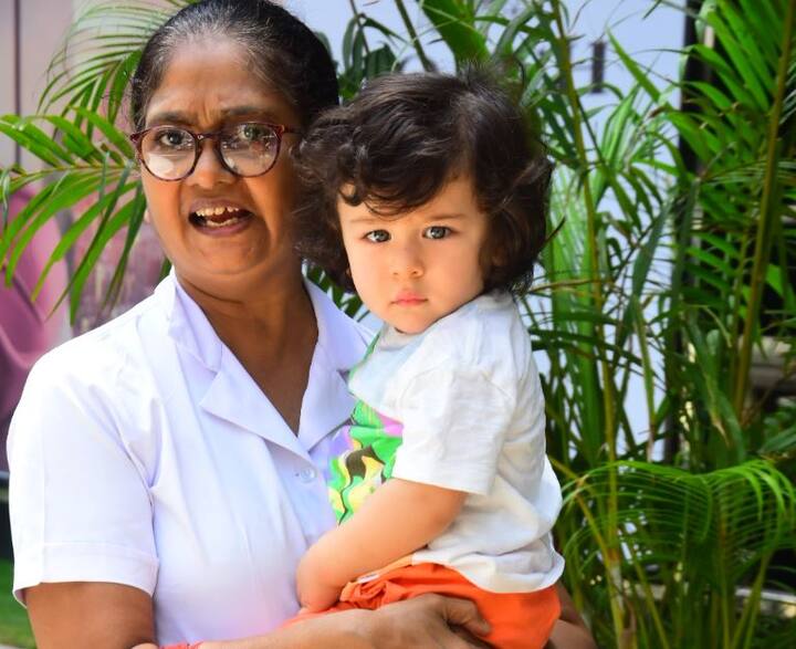 सोनम कपूर और आनंद आहूजा की शादी अटैंड करने के बाद करीना कपूर के लाडले तैमूर बुधवार को प्ले स्कूल पहुंचे. 