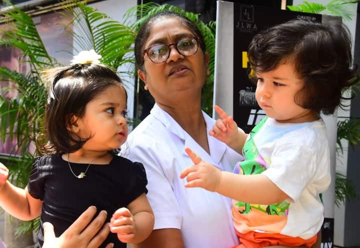 जैसे ही तैमूर अपने प्ले स्कूल पहुंचे, उसी दौरान एक और बच्ची वहां पहुंची.