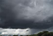 उत्तर प्रदेश में आज आंधी-तूफान की आशंका, मौसम विभाग ने जारी की चेतावनी