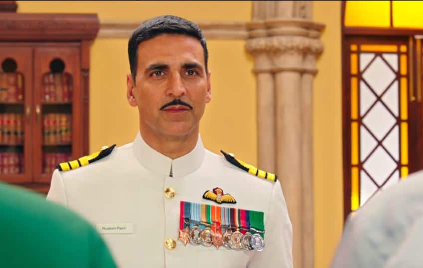 रुस्तम' की वर्दी को नीलाम कर रहे अक्षय-ट्विंकल को नेवी अफसरों ने भेजा नोटिस