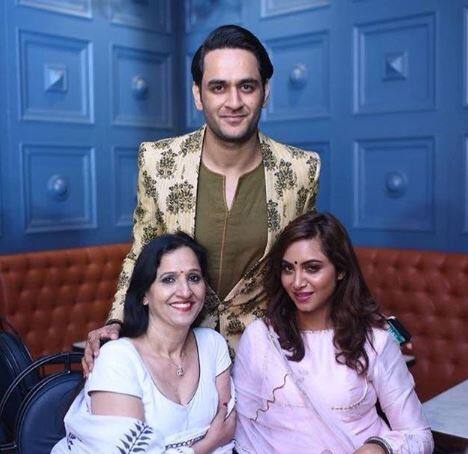 विकास गुप्ता ने कहा है, ''अर्शी खान को बर्थडे पार्टी के लिए बुलाया गया था, पर उसने पार्टी में नहीं आने का फैसला किया.''