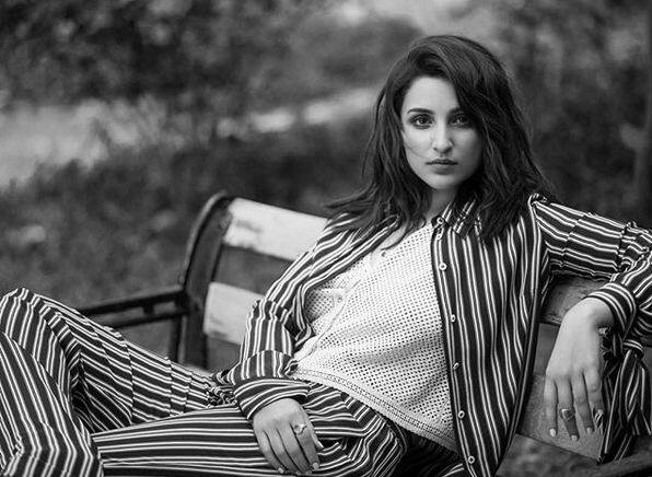 Bollywood Actress Parineeti chopra eating dal roti in london | लंदन में ...