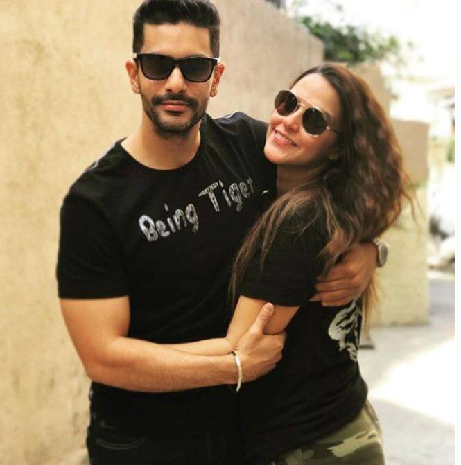 बता दें कि ये दोनों सितारे काफी समय से एक दूसरे को डेट कर रहे थे. सोशल मीडिया पर ये दोनों एक दूसरे की तस्वीरें भी पोस्ट करते रहते थे.