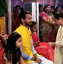 In Pics: बेटे की शादी के लिए पैरोल पर 3 दिन के लिए रिहा हुए लालू, दुल्हन के घर चल रही है मेंहदी