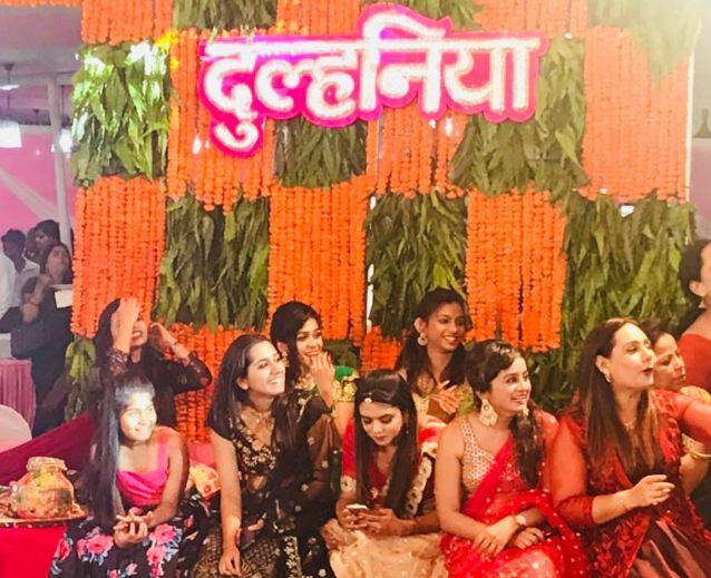 ऐश्वर्या के पिता चंद्रिका राय ने बताया कि बारात का स्वागत सबसे पहले वेटेनरी कॉलेज परिसर के मैदान में होगा. 