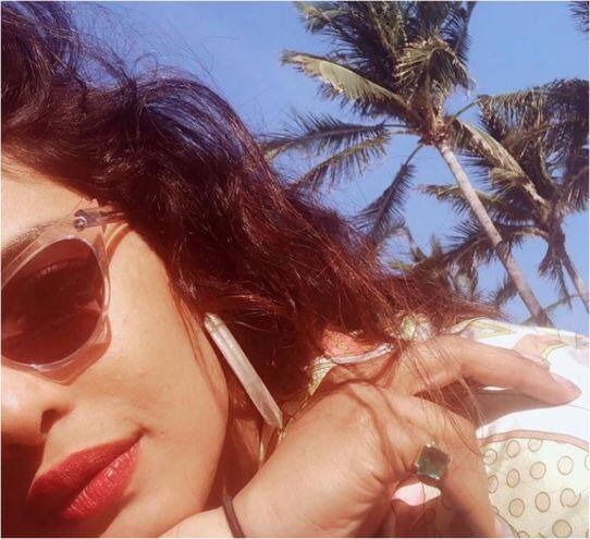 उन्होंने इंस्टाग्राम पर अपनी ताजा तस्वीरें शेयर की हैं. इस दौरान उनका ये कूल अंदाज फैंस को खूब भा रहा है. (तस्वीर-इंस्टाग्राम)